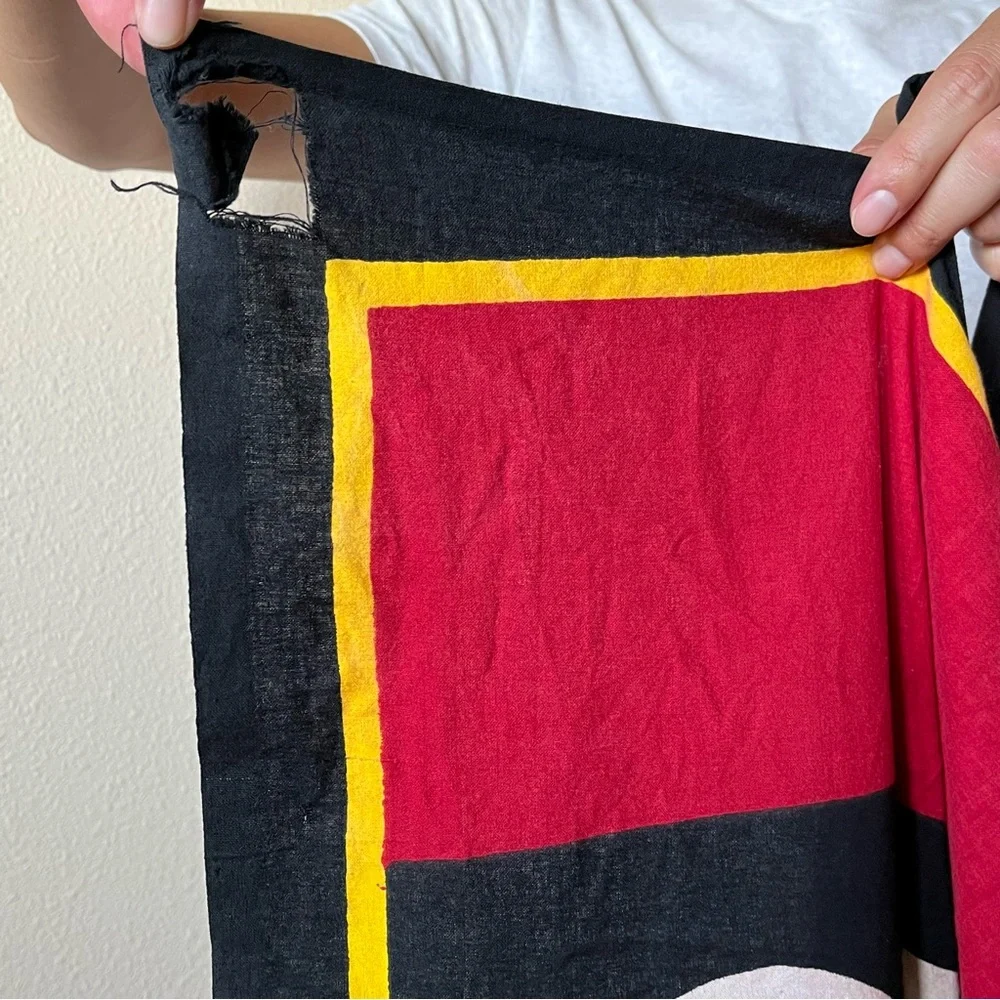 Vintage Bob Marley ONE LOVE Wall Tapestry 54 in x 80 in Red Green Yellow Black